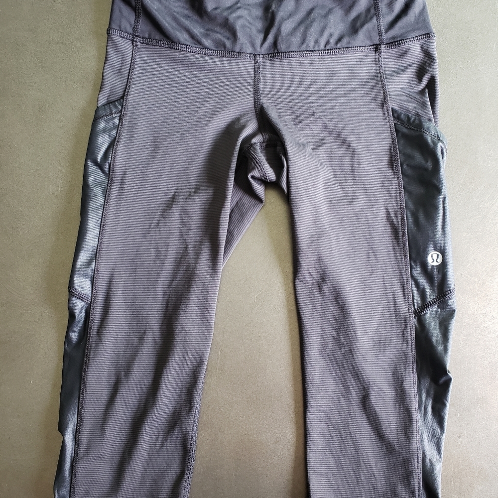 Lululemon crop leggings